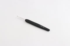 Silver Aluminium Single Ended Crochet Hook with black soft feel Handle 3.50 mm (E) Silver Aluminium Single Ended Crochet Hook with black soft feel Handle 3.50 mm (E)