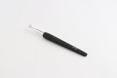 Silver Aluminium Single Ended Crochet Hook with black soft feel Handle 7.00 mm Silver Aluminium Single Ended Crochet Hook with black soft feel Handle 7.00 mm