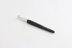 Silver Aluminium Single Ended Crochet Hook with black soft feel Handle 9.00 mm (M) Silver Aluminium Single Ended Crochet Hook with black soft feel Handle 9.00 mm (M)