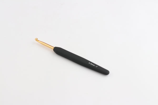 Gold Aluminum Single Ended Crochet Hooks with Black SoftÃ? FeelÃ? Handle 4.50 mm (7)