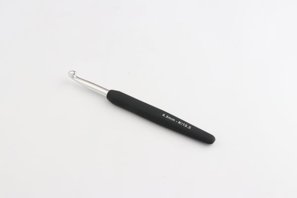 Silver Aluminium Single Ended Crochet Hook with black soft feel Handle 6.50 mm (k)