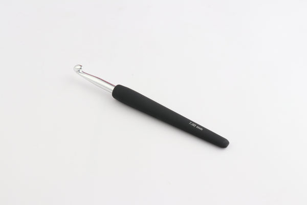 Silver Aluminium Single Ended Crochet Hook with black soft feel Handle 7.00 mm